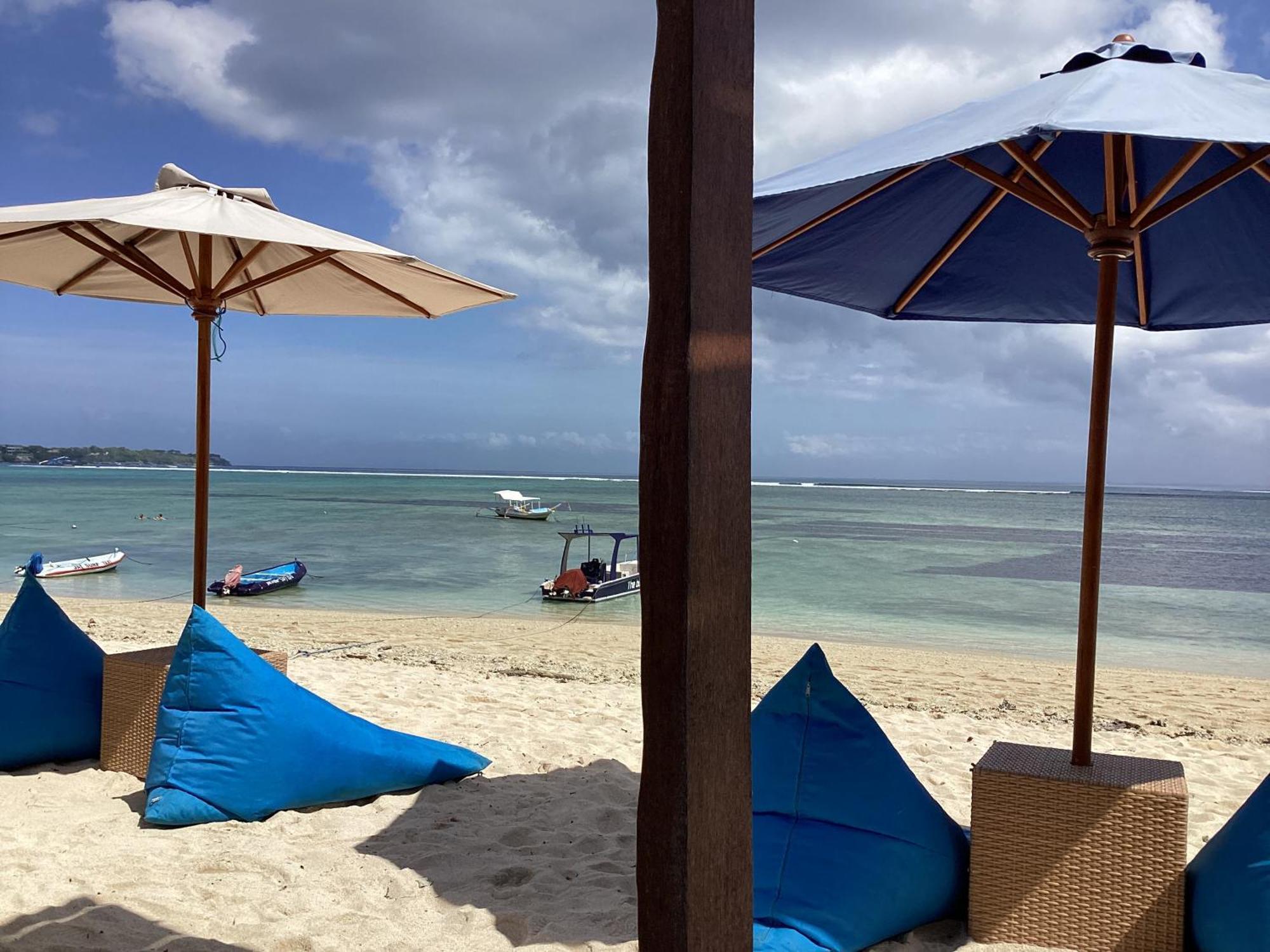 Linda Beach Hotel 누사 렘봉안 외부 사진