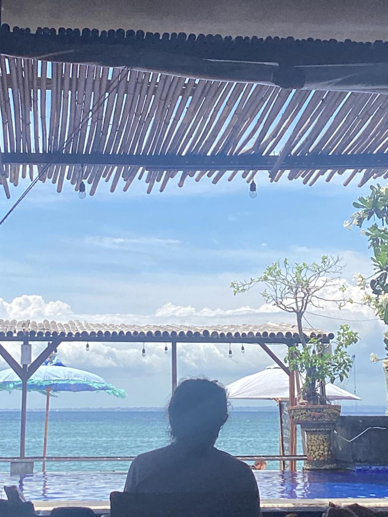 Linda Beach Hotel 누사 렘봉안 외부 사진
