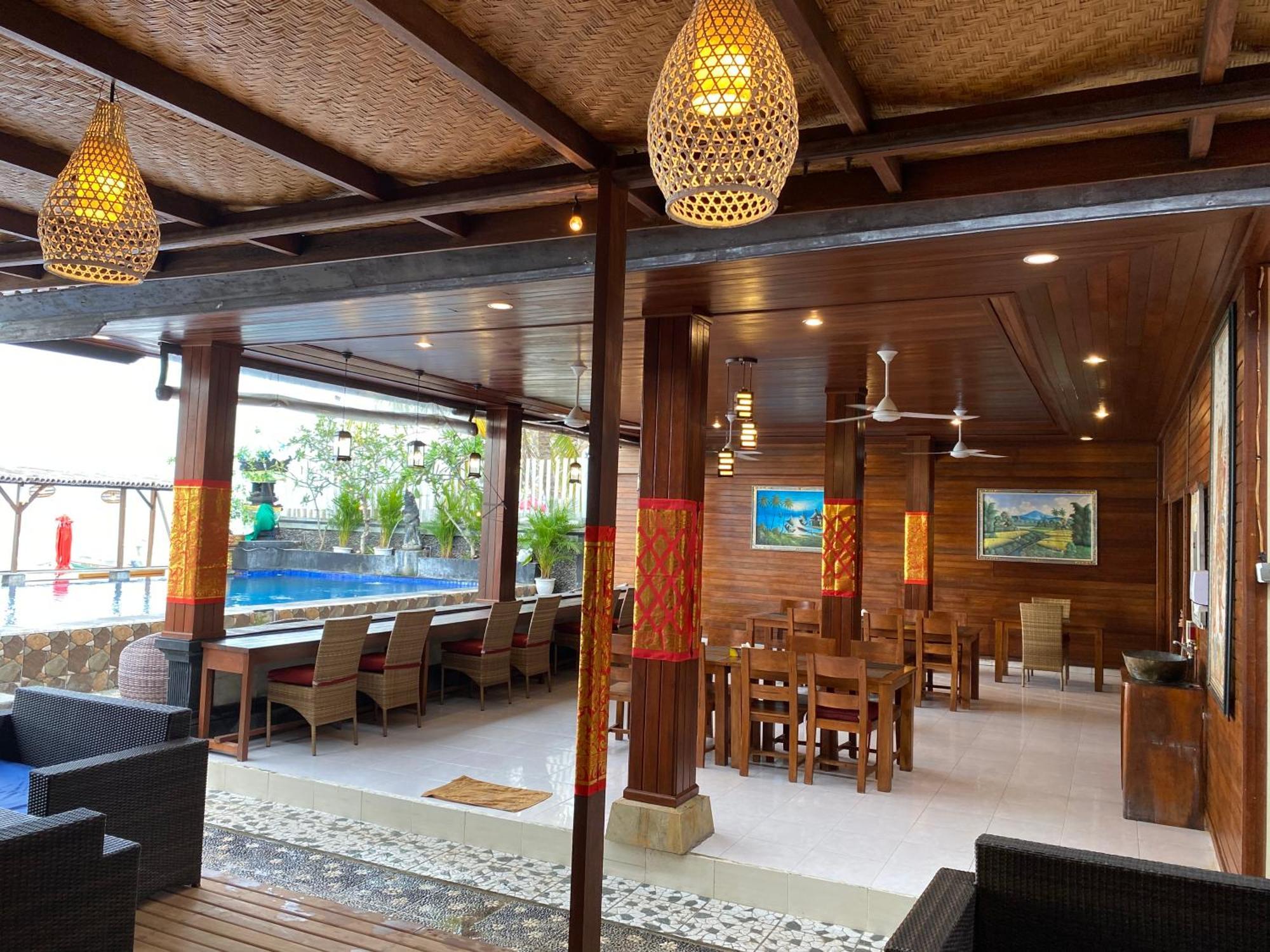 Linda Beach Hotel 누사 렘봉안 외부 사진
