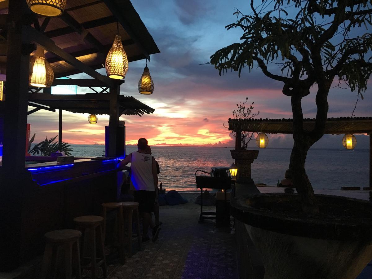 Linda Beach Hotel 누사 렘봉안 외부 사진