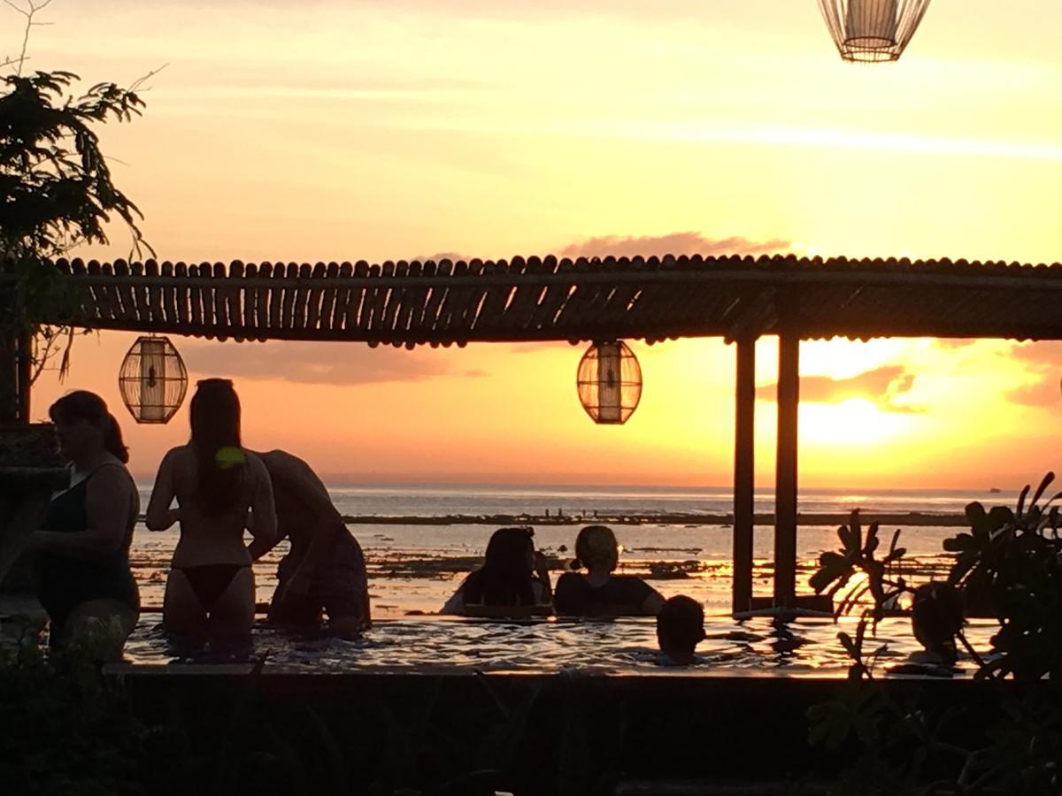 Linda Beach Hotel 누사 렘봉안 외부 사진